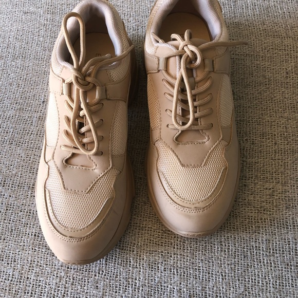 stassi chunky sneaker